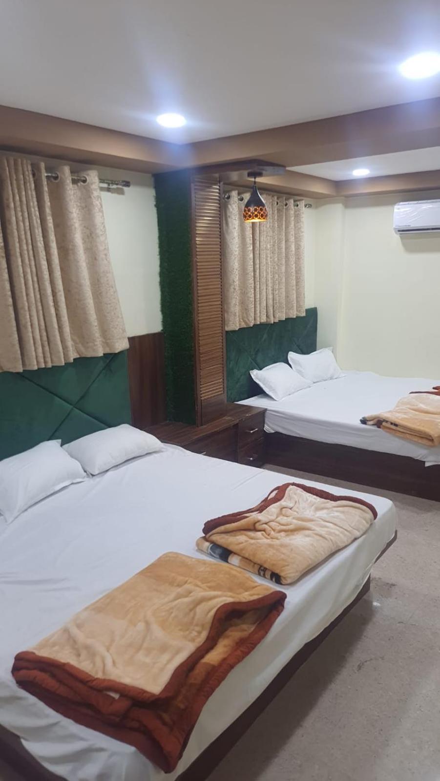 Green Leaf Hotel Ujjain Exterior foto